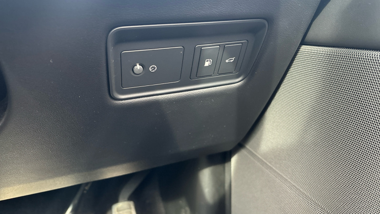 Land Rover Range Rover Sport 2.0 P400e HSE Dynamic Black 5dr Auto Estate